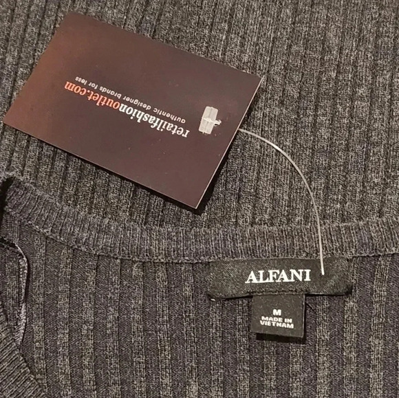 NWT Alfani gray and black color blocked long sleeve sweater dress Size Medium - Picture 6 of 6